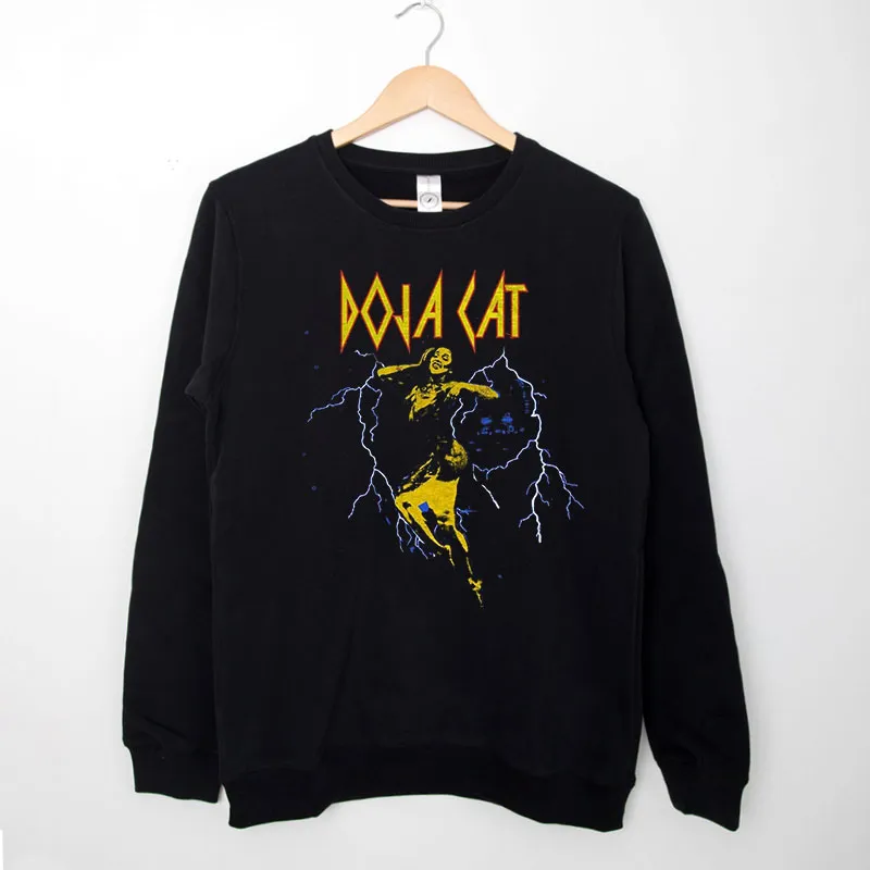 Black Sweatshirt Vintage 90s Lightning Doja Cat Shirt