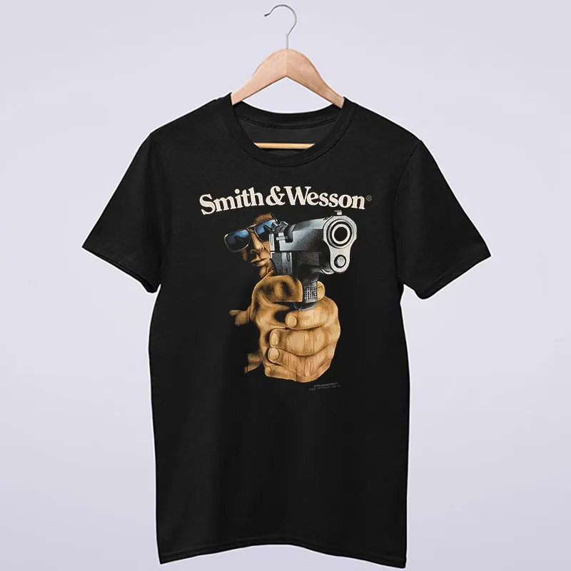 Black T Shirt Vintage 90s Smith And Wesson Sweatshirt