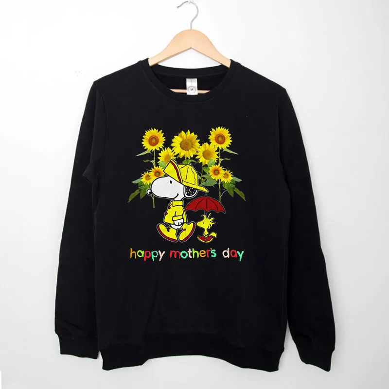Black Sweatshirt Charlie Brown Sunflower Happy Mothers Day Snoopy Shirt