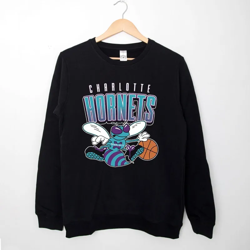 Vintage Charlotte Hornets Sweatshirt